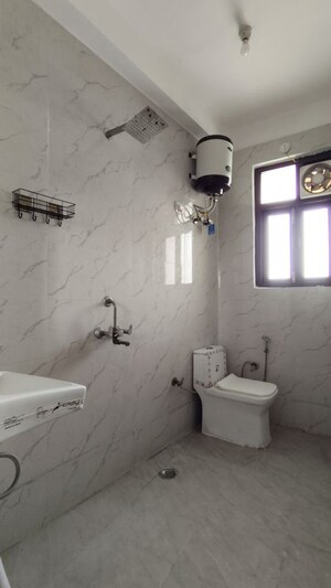 Bathroom in 1 BHK Apartment at Neb Sarai – for Rent