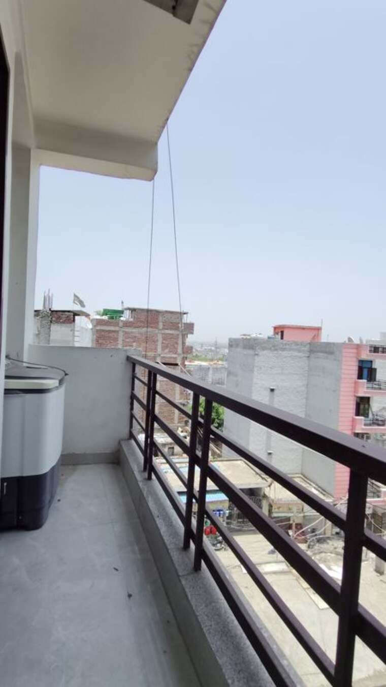 Balcony, neb sarai 1 Bedroom 450 Sq.Ft. Apartment In Neb Sarai Delhi 10477271