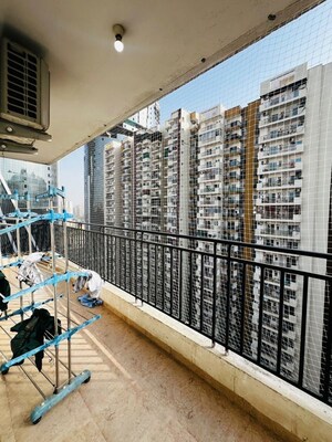 3 BHK Apartment For Rent in Nirala Estate II, Tech Zone 4 Greater Noida