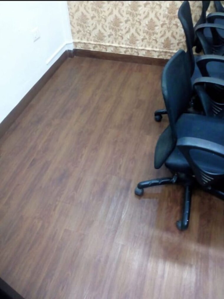  Parking, agarwal-trade-center Commercial Office Space 321 Sq.Ft. In Cbd Belapur Sector 11 Navi Mumbai 10477277