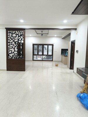 Room in 3 BHK Apartment at Kakatiya Hills, Jubilee Hills – for Sale