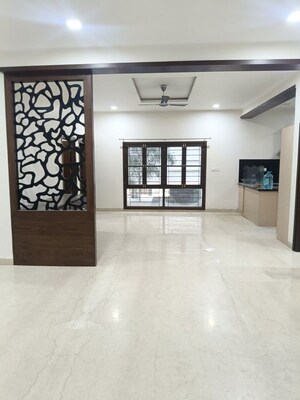 Room in 3 BHK Apartment at Kakatiya Hills, Jubilee Hills – for Sale