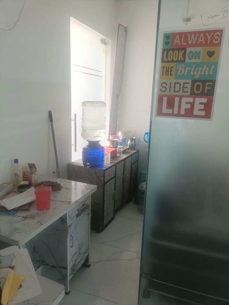 Kitchen, artha-mart Commercial Office Space in IT/SEZ 450 Sq.Ft. In Tech Zone 4 Greater Noida Greater Noida 10477322