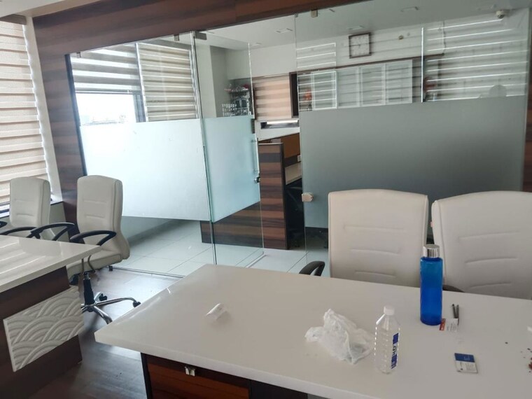 Team Area, bodakdev Commercial Office Space 800 Sq.Ft. In Bodakdev Ahmedabad 10477384