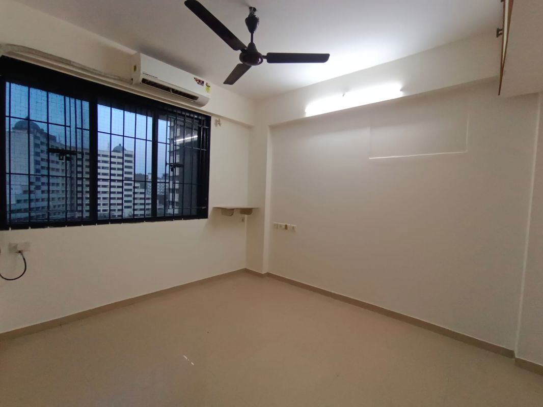1 BHK 550 Sq.Ft. Apartment in Hiranandani Princeton CHS