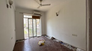 Room in 2 BHK Apartment at Jaypee Greens Pavilion Court, Sector 128 – for Rent