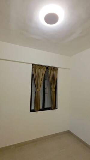 Room in 4 BHK Apartment at Baner – for Rent