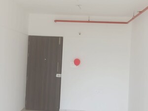 Room in 2 BHK Apartment at Gulmohar Paradise Kharadi, Kharadi – for Rent