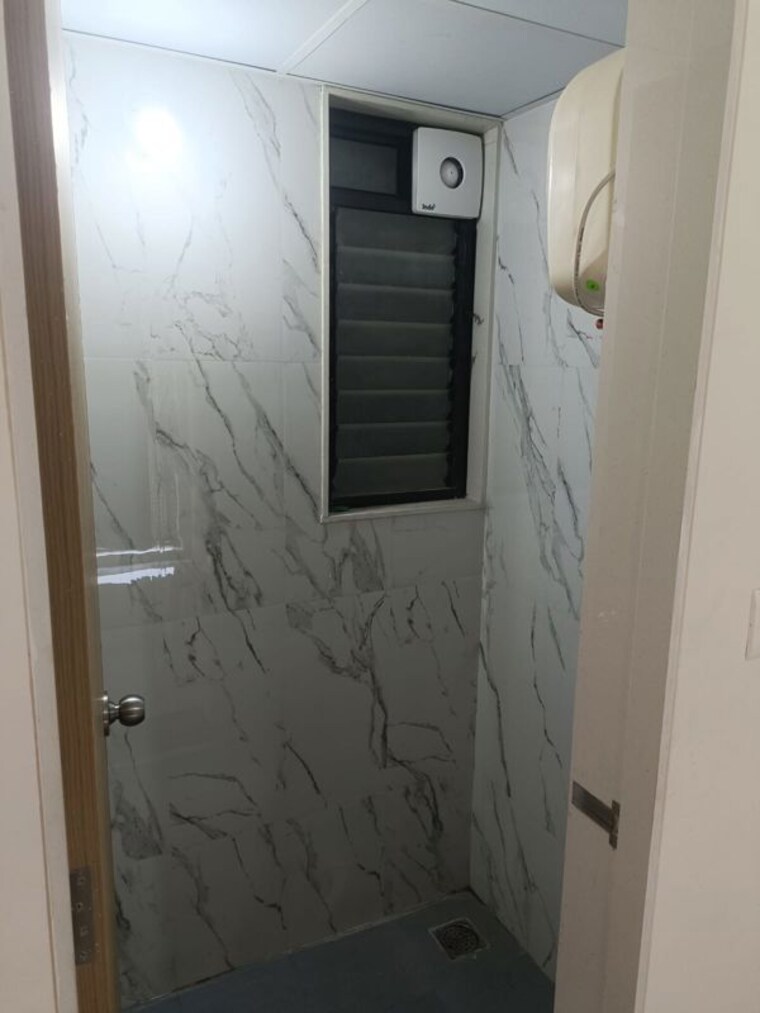 Bathroom, lodha-crown-quality-homes-dombivli 1 Bedroom 450 Sq.Ft. Apartment In Dombivli East Thane 10477533