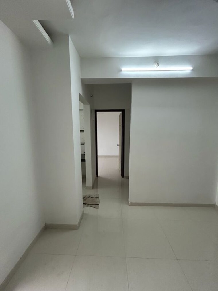 Room, dynamic-crest 1 Bedroom 450 Sq.Ft. Apartment In Shilphata Thane 10477547