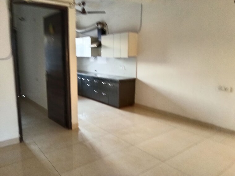 Room, dhakoli 3 Bedroom 122 Sq.Yd. Builder Floor In Dhakoli Zirakpur 10477580