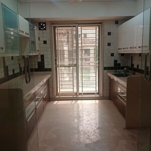 Room in 3 BHK Apartment at Mayfair Bliss, Khar West – for Rent