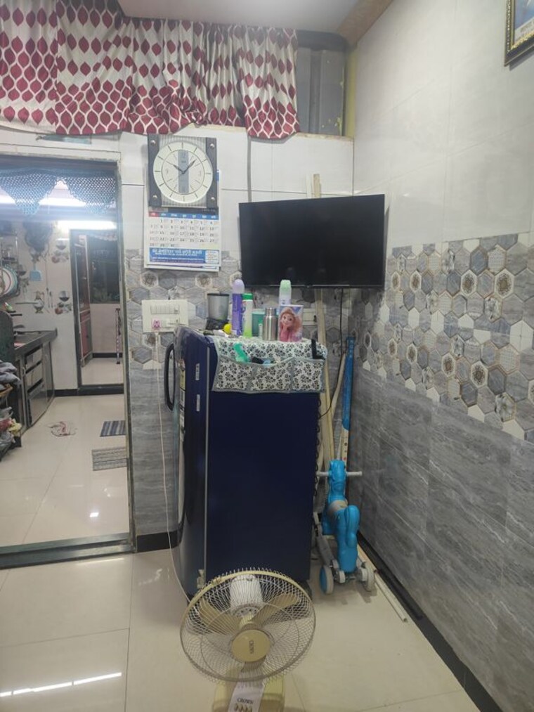 Room, lokmanya tilak nagar 1 Bedroom 400 Sq.Ft. Independent House In Lokmanya Tilak Nagar Mumbai 10477579