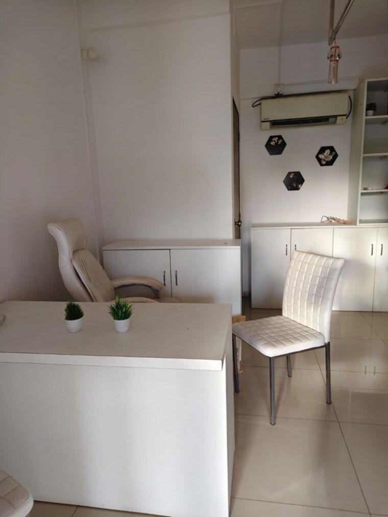 Bathroom, kolte-patil-pink-city Commercial Office Space 200 Sq.Ft. In Wakad Pune 10477380