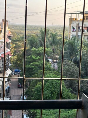 Balcony in 3.5 BHK Apartment at Kanungo Shreepati Complex, Mira Road East – for Sale