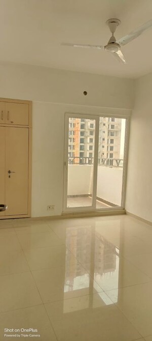 3 BHK Apartment For Rent in Arihant Abode, Sector 10 Greater Noida