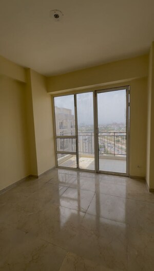 Room in 3 BHK Apartment at ROF Aalayas Phase 2, Sector 102 – for Sale