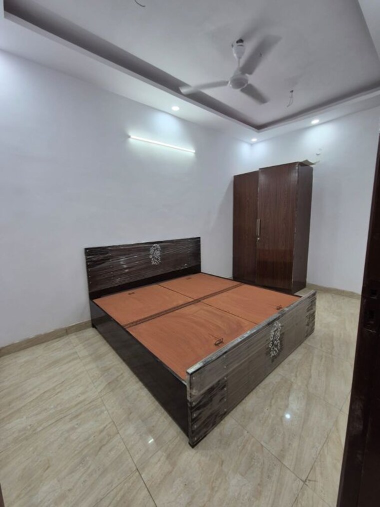 Bedroom, ramesh nagar 1 Bedroom 50 Sq.Yd. Builder Floor In Ramesh Nagar Delhi 10477689