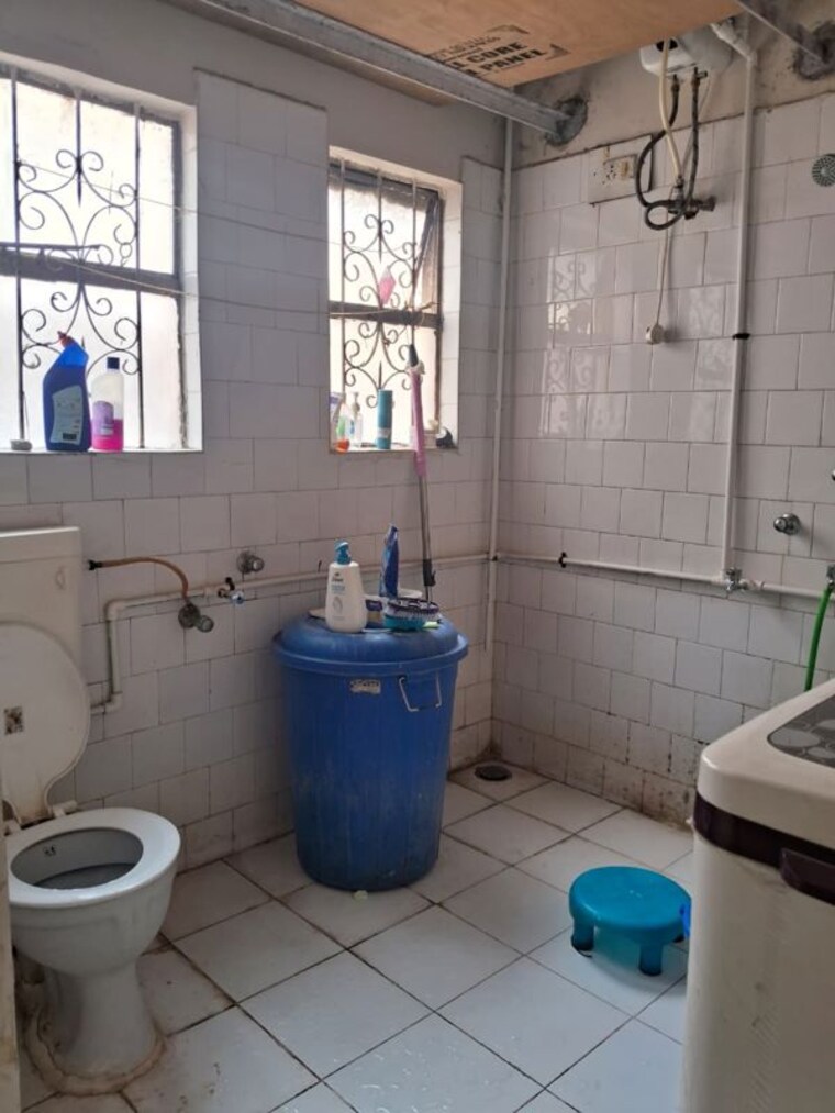 Bathroom, agarsen-chs 3.5 Bedroom 1400 Sq.Ft. Apartment In Koregaon Pune 10477835