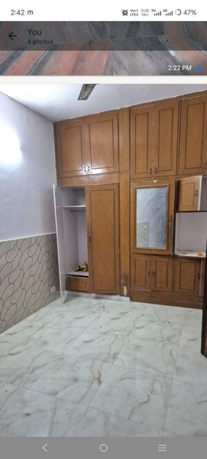 Room in 3 BHK Builder Floor at Balaji Apartments Palam Vihar, Palam Vihar Extension – for Rent