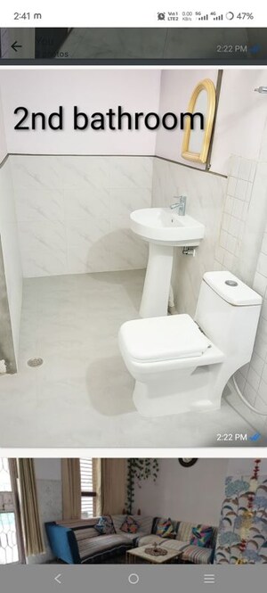 Bathroom in 3 BHK Builder Floor at Balaji Apartments Palam Vihar, Palam Vihar Extension – for Rent