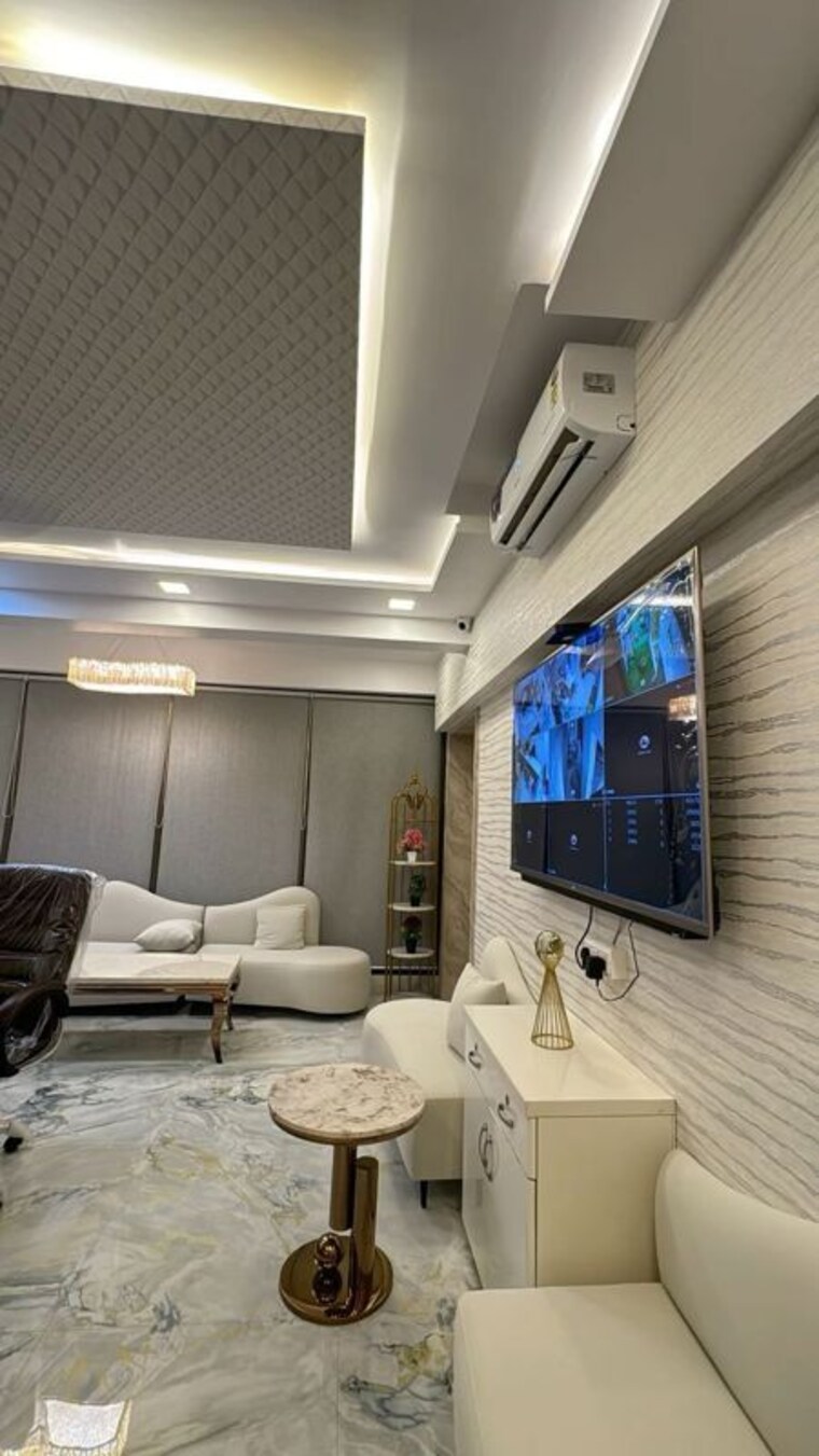 Living Room, defence colony 4 Bedroom 325 Sq.Yd. Builder Floor In Defence Colony Delhi 10477873