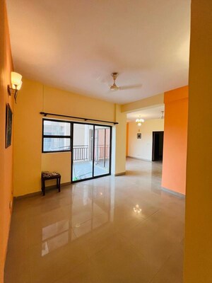 Room in 3 BHK Apartment at Ardee City Palm Grove Heights, Sector 52 – for Rent