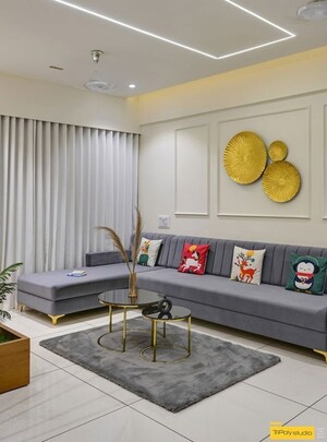 Bedroom in 3 BHK Builder Floor at Defence Colony – for Rent
