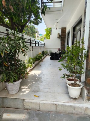 Balcony in 3 BHK Builder Floor at Defence Colony – for Rent