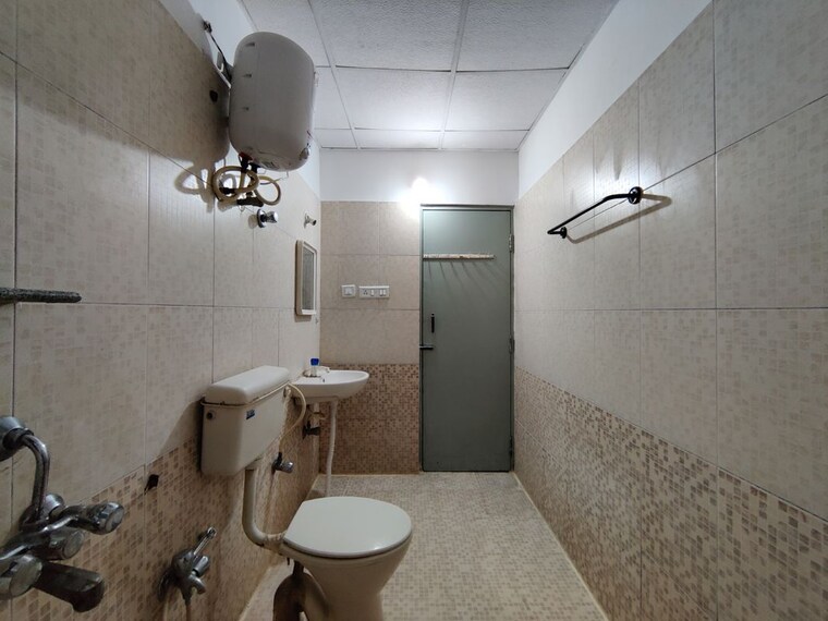 Bathroom, pristine-sindhu 4 Bedroom 1311 Sq.Ft. Apartment In Kanakapura Road Bangalore 10477920