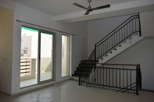 4 BHK Villa For Sale in Vatika Signature Villas, Sector 82