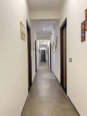 Building Lobby in  Pg at Sector 42 – for Rent