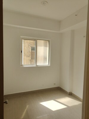 Study Room in 2.5 BHK Apartment at Paras Tierea Premium Floor, Sector 137 – for Sale
