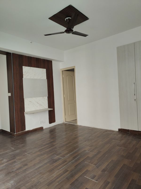 2.5 BHK + Study Room 1070 Sq.Ft. Apartment in Paras Tierea Premium Floor