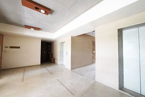 Room in 3 BHK Apartment at Chandkheda – for Sale