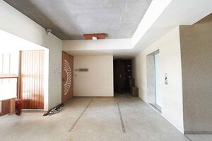 Room in 3 BHK Apartment at Chandkheda – for Sale