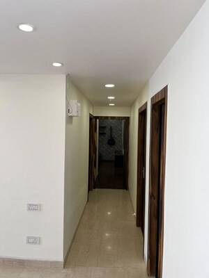Building Lobby in 3.5 BHK Apartment at Bestech Park View Grand Spa, Sector 81 – for Rent