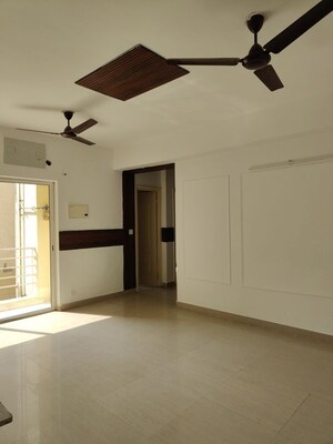 2.5 BHK Apartment For Rent in Paras Tierea Premium Floor, Sector 137