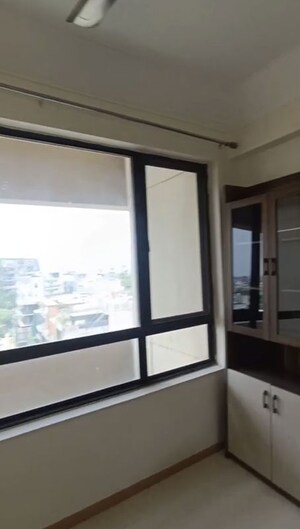 Dining area in 3 BHK Apartment at Unitech Fresco, Sector 50 – for Rent
