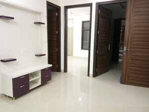 2 BHK Builder Floor For Rent in Chattarpur
