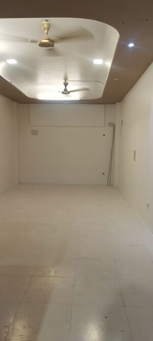  Shop For Rent in Prahlad Nagar