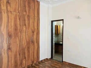 Room in 2 BHK Builder Floor at Unitech South City II, Sector 50 – for Rent