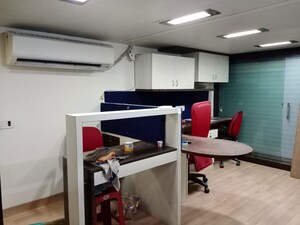 Team Area in  Office Space at Om Heera Panna Mall, Andheri West – for Rent