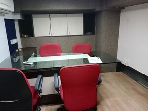  Office Space For Rent in Om Heera Panna Mall, Andheri West