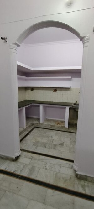 Kitchen in 2.5 BHK Independent House at Gomti Nagar – for Rent
