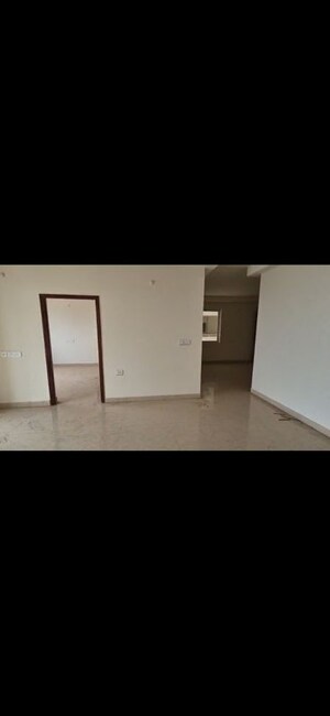 Room in 3 BHK Apartment at Aurobindo The Regent, Kondapur – for Sale