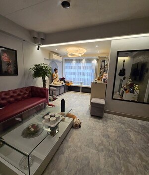 Living Room in 2 BHK Apartment at Aalap CHS, Dadar East – for Rent
