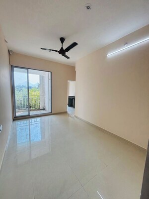 Room in 1 BHK Apartment at Pinnacle Vatika, Badlapur West – for Sale