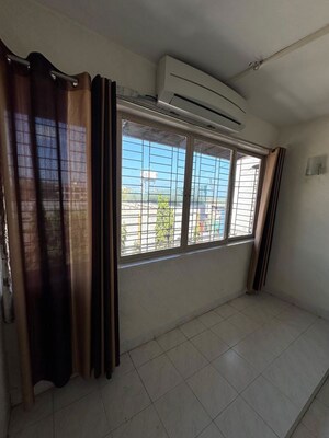 Room in 2 BHK Apartment at Priya CHS Worli, Worli – for Rent