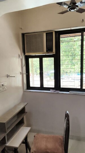 Room in 2 BHK Apartment at Priya CHS Worli, Worli – for Rent